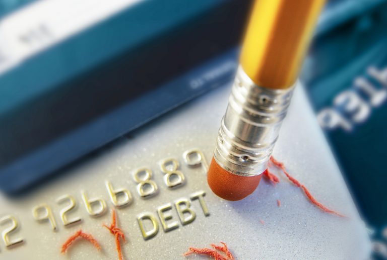13 Mind-Blowing Mistakes We Make When Paying Off Debt